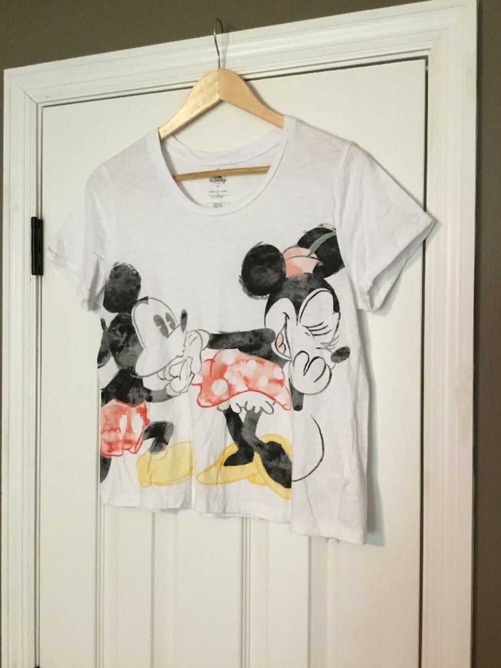 DISNEY - Watercolor style Mickey and Minnie t-shirt - Size Women's XS